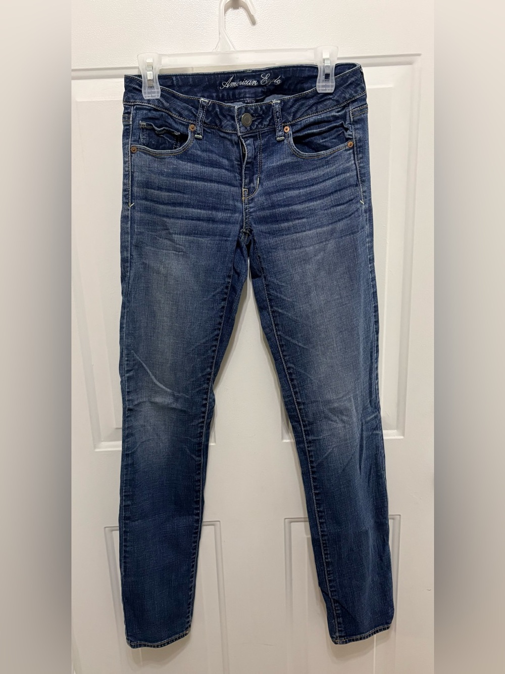 American Eagle skinny jeans sz 6 long.